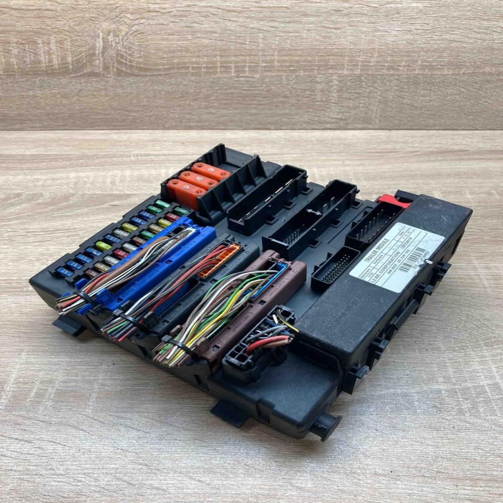 13112909 519044036 532150018 Fuse module Opel Vectra C