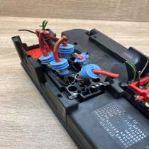 13144711 519068027 US Fuse module Opel Signum