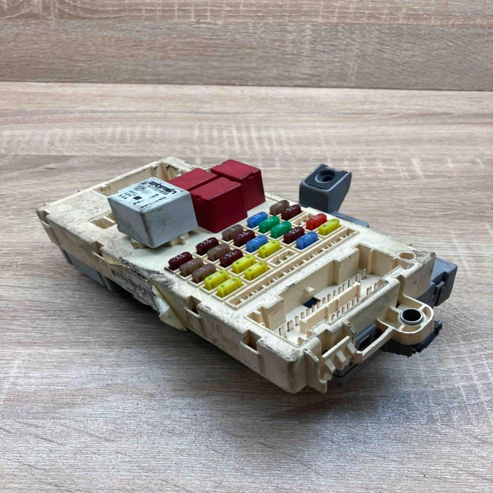 51761160 503440180103  Fuse module Fiat Bravo