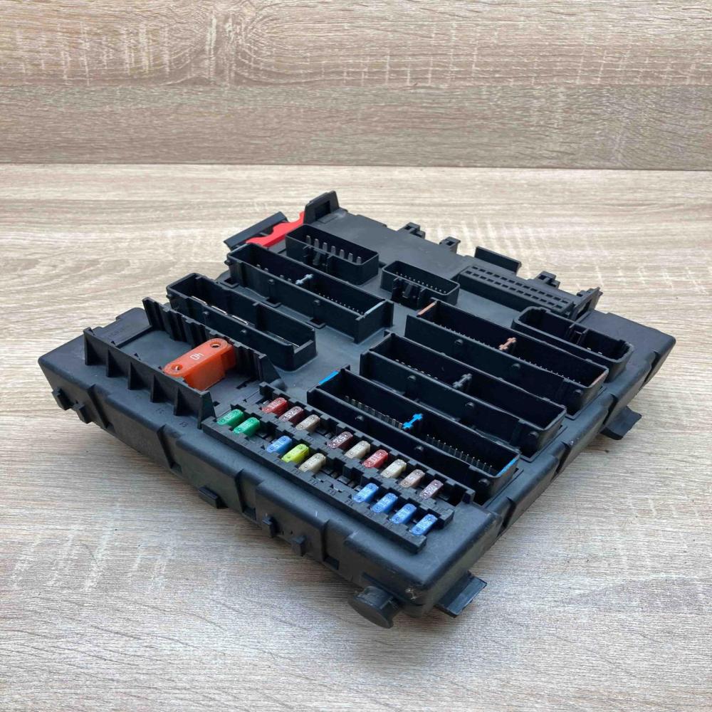 13189921 460023260 ER Fuse module Opel Vectra C