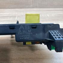 13165970 24443147 AB Fuse module Opel Vectra C