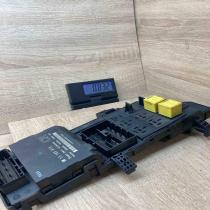 13165970 24443147 AB Fuse module Opel Vectra C