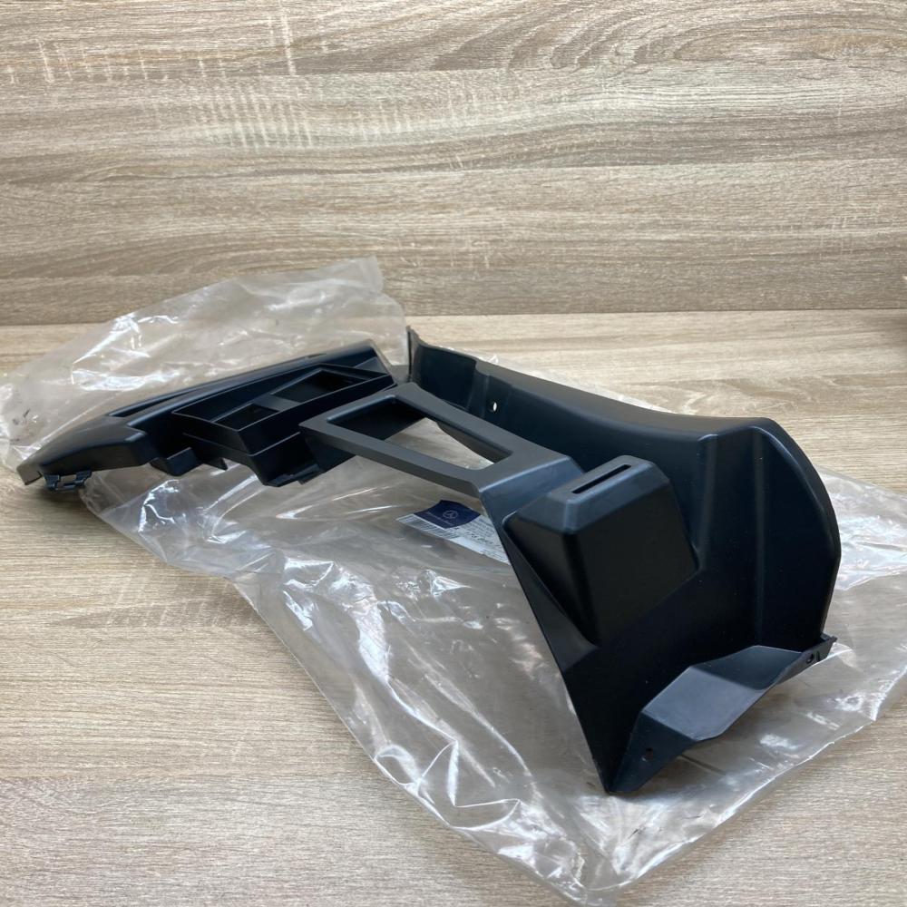 A1768851121   Rear bumper mounting bracket Mercedes-Benz A W176