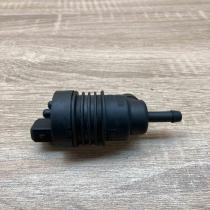 1748875   Vacuum valve BMW 5 E39