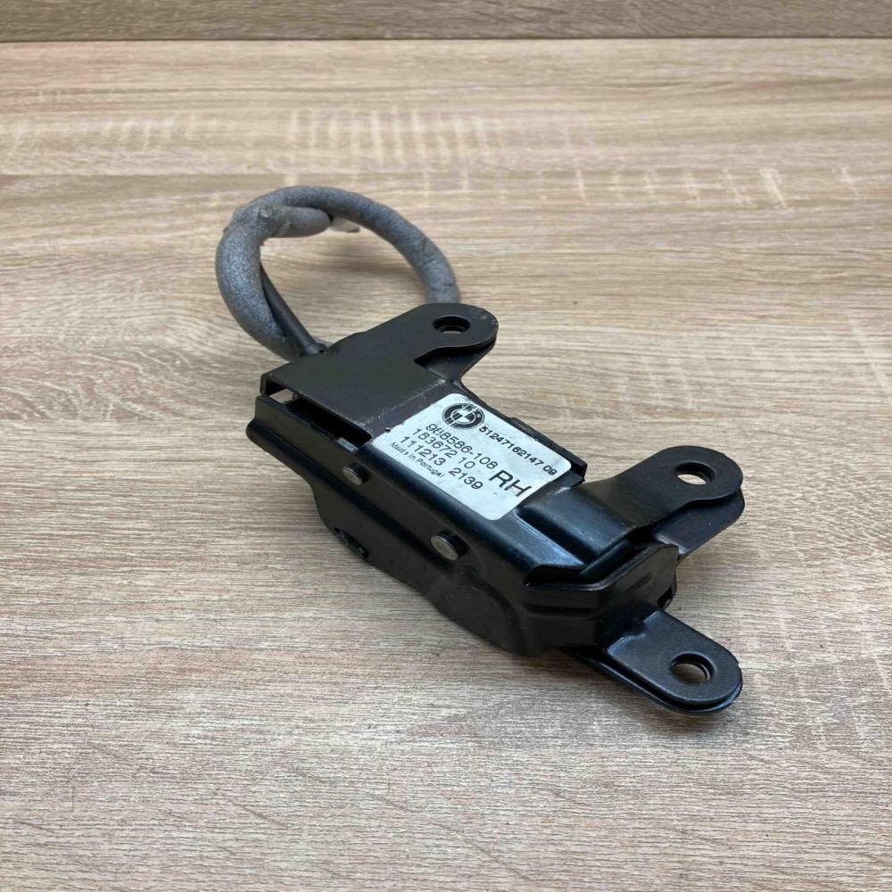 988586 108 163672 10 RH Tailgate/trunk/boot lock/catch/latch BMW X5 E70