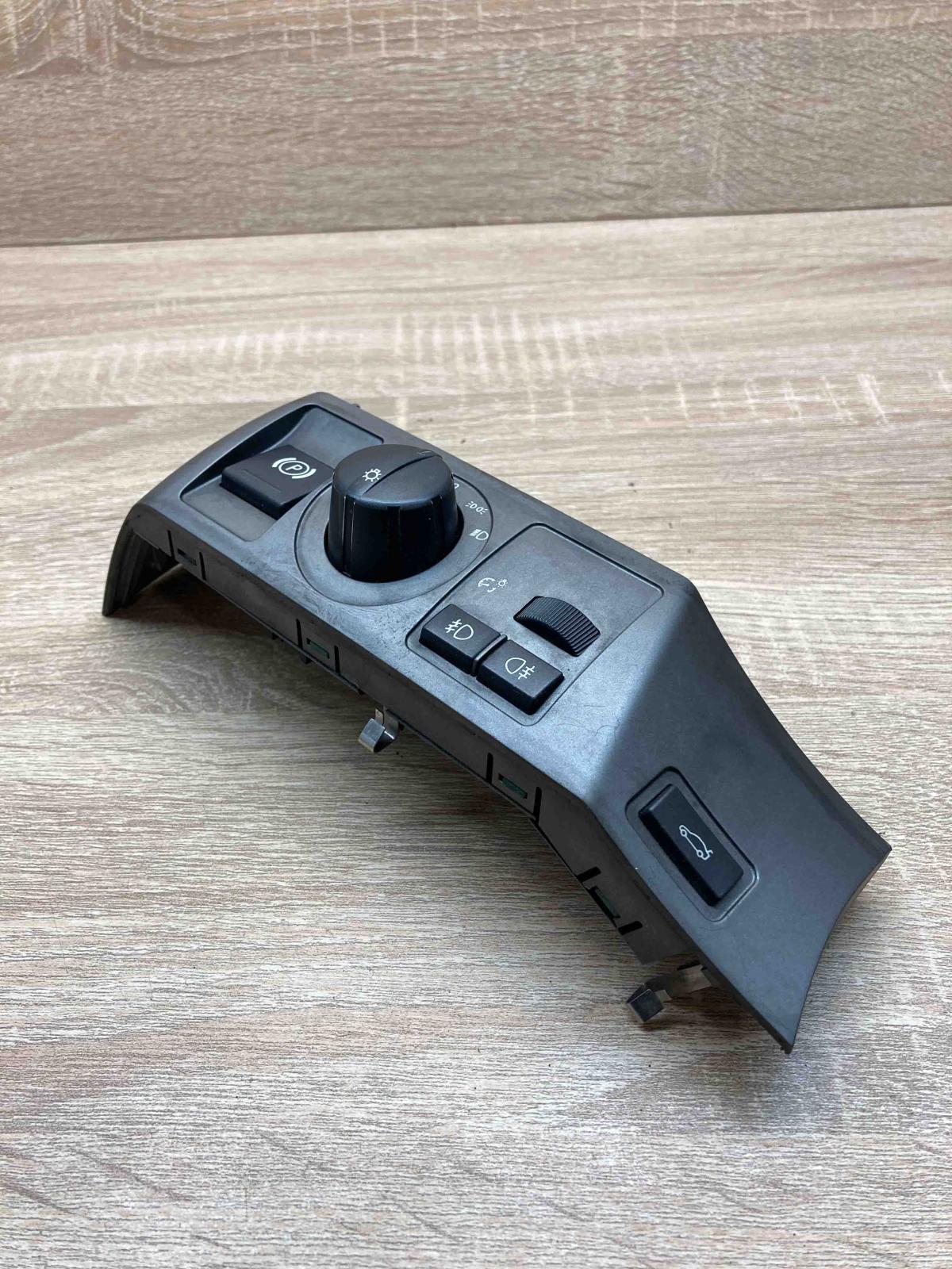 6918849  parking switch Light switch BMW 7 E65 E66