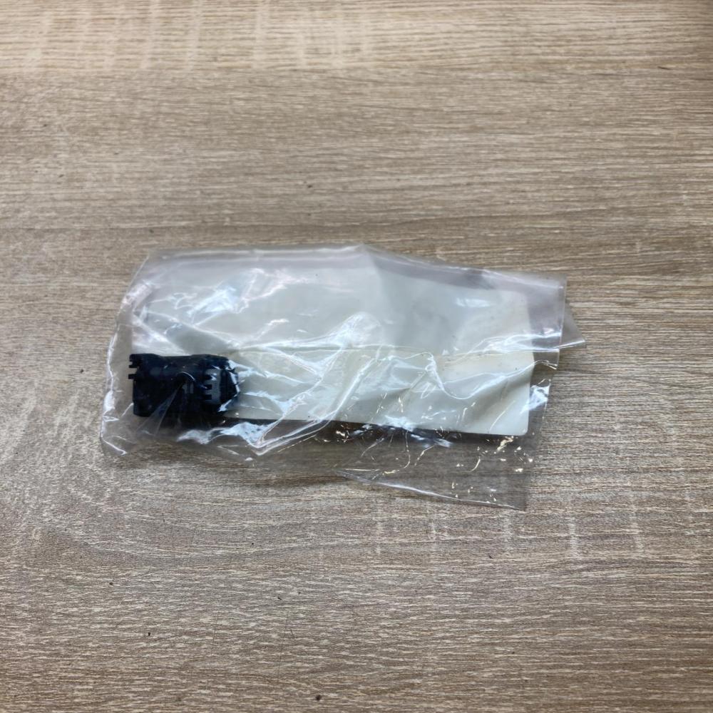A2105402181   Plug wire Mercedes-Benz E W210