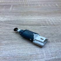 8200168238 B   Brake pedal sensor switch Renault Twingo II