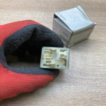 A0009822123   Other relay Mercedes-Benz ML W163