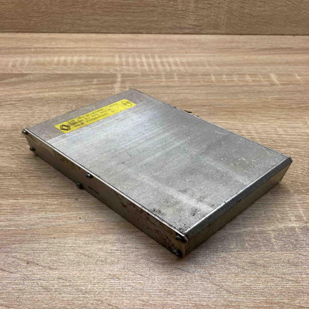 7700805302 21552953  Sound amplifier Renault Safrane