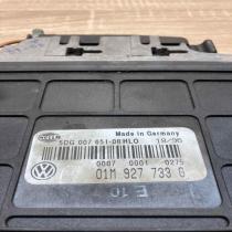 01M927733G 5DG007651 08  Gearbox control unit/module Volkswagen PASSAT B4