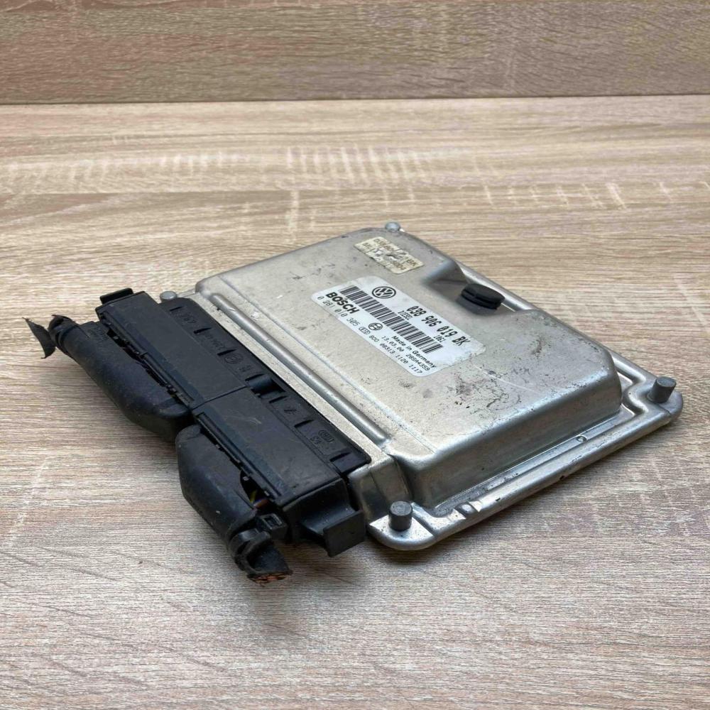 038906019BK 0281010305  Engine control unit/module ECU Volkswagen PASSAT B5