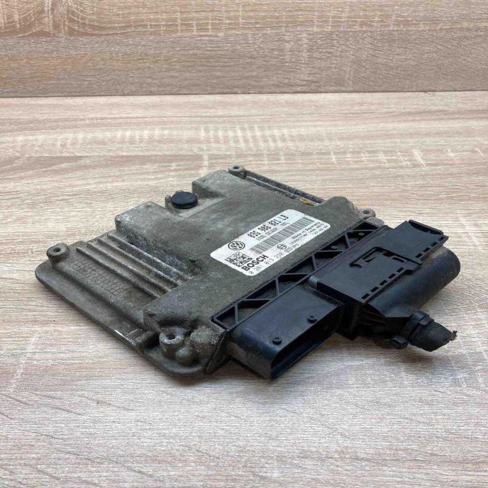 03G906021LB 0281013238  Engine control unit/module ECU Skoda Octavia Mk2 (1Z)