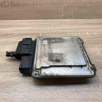 03G906021LB 0281013238  Engine control unit/module ECU Skoda Octavia Mk2 (1Z)