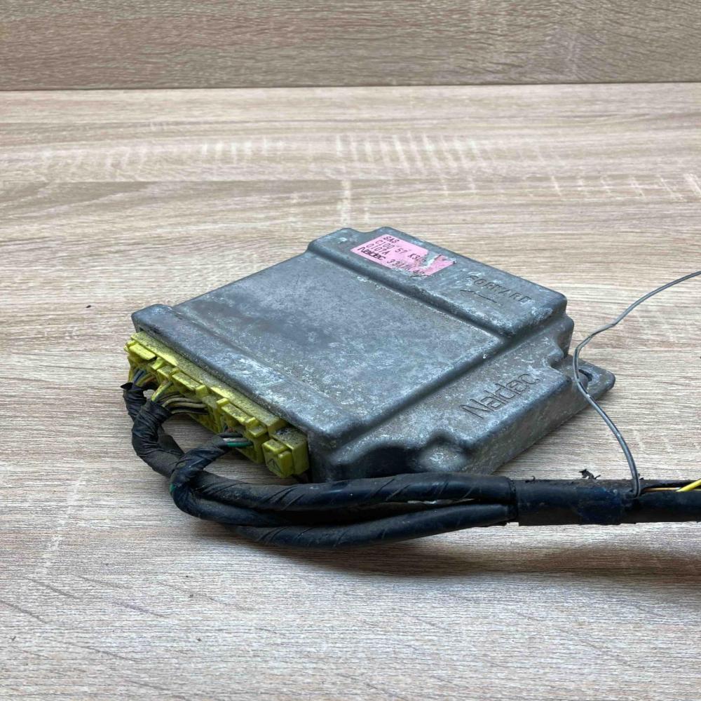 C10057K30A 3321849  Airbag control unit/module Mazda Premacy