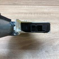 8T0959802A   Front door window regulator motor Audi A5 8T 8F