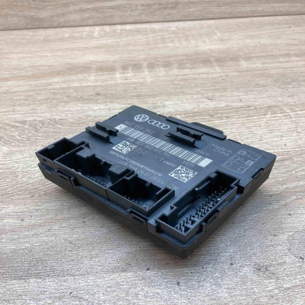 8K0959793   Door control unit/module Audi Q5 SQ5