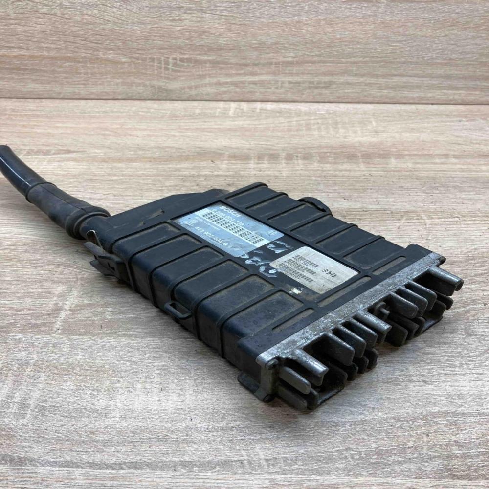 443907403G 0280000739  Engine control unit/module ECU Volkswagen PASSAT B3