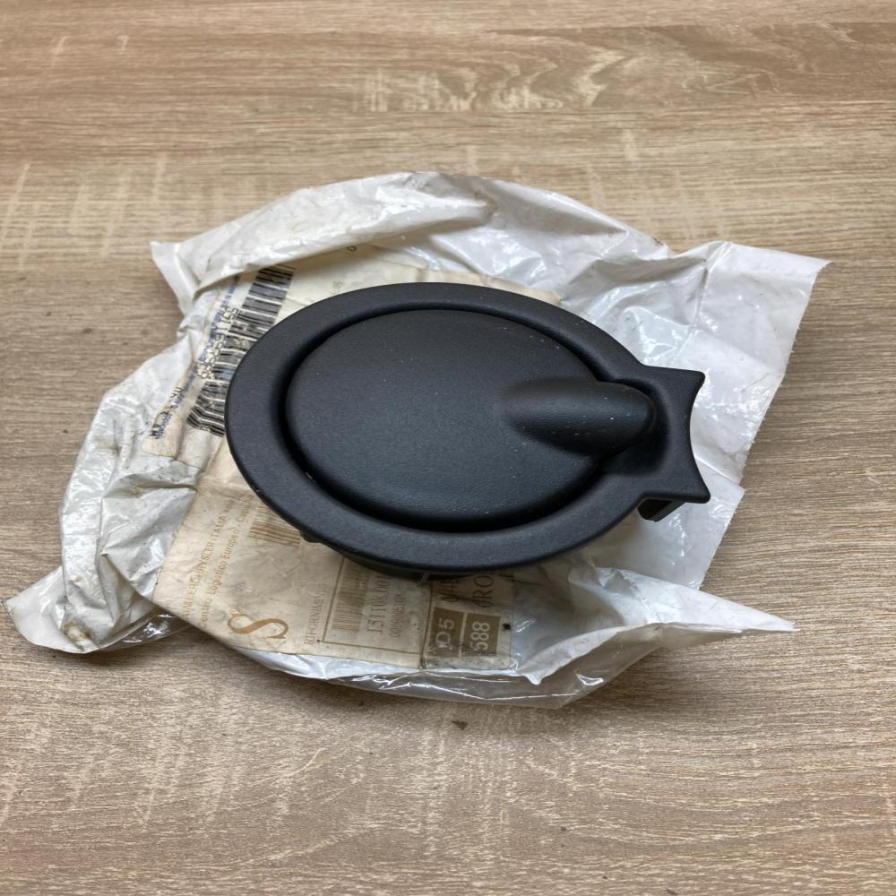 K55116979AB K 551 16 979 AB 55116979A Car ashtray Jeep Grand Cherokee (WK)