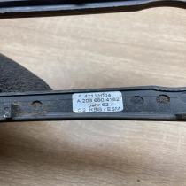 A2036804182   Climate control/heater control trim Mercedes-Benz C W203