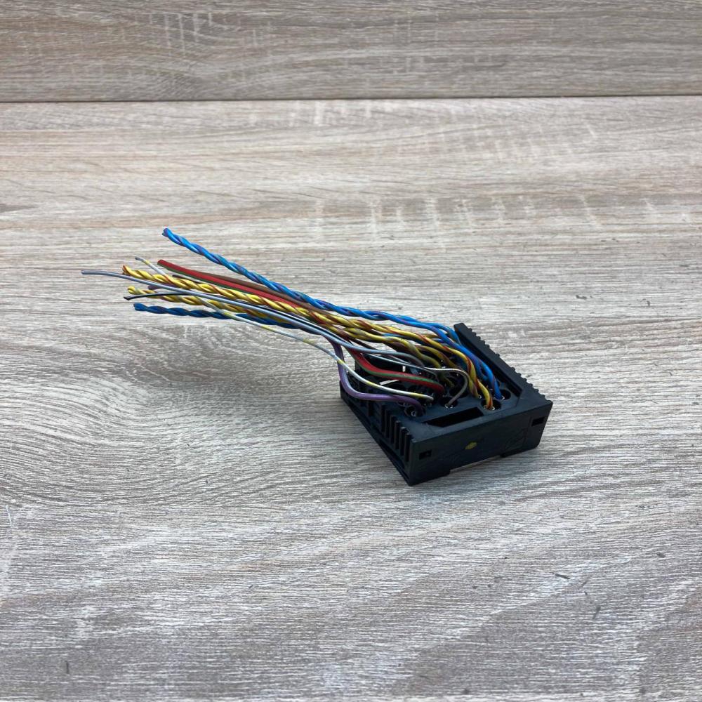 1390416   Plug wire BMW 3 E46