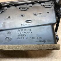 6910731   Dashboard side air vent grill/cover trim BMW 5 E60 E61
