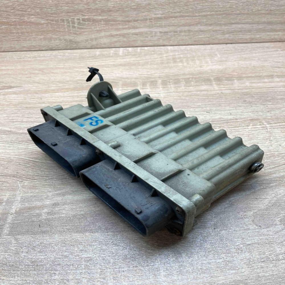 09131731 252618  Coolant fan relay Opel Astra G