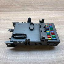 8200447440 518835111  Fuse module Renault Vel Satis