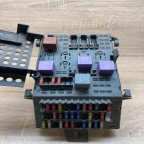 7700821586   Fuse module Renault Laguna I