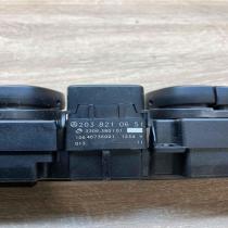 2038210651 3306 3801 01 Q13 Hazard light switch Mercedes-Benz C W203