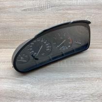 6914913 110 008 735 135 Speedometer (instrument cluster) BMW X5 E53