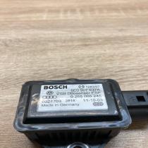 8E0907637A 0265005245  ESP acceleration yaw rate sensor Audi A6 S6 C5 4B