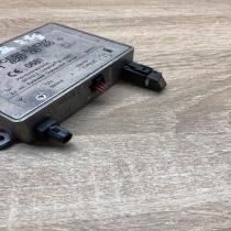 2118200885 0681  Aerial antenna amplifier Mercedes-Benz E W211