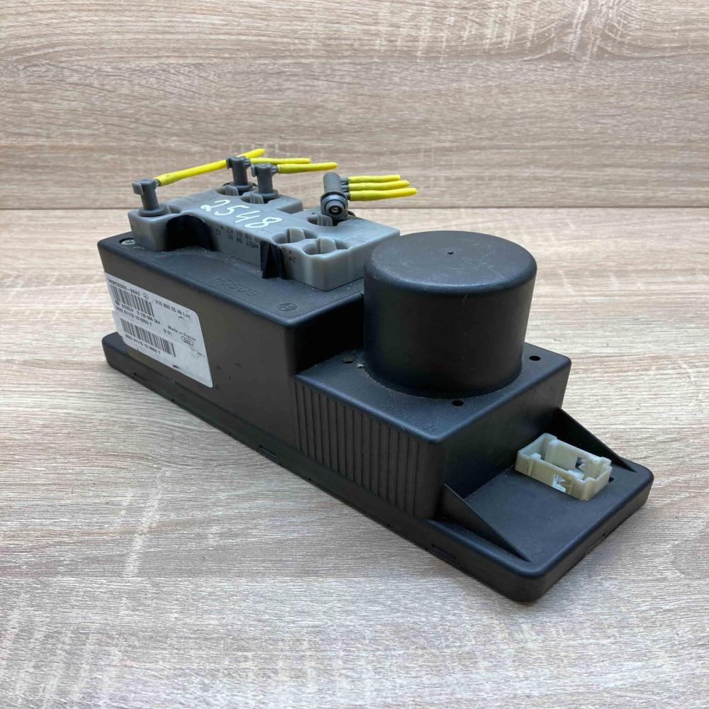 2108002548 0132006364  Central locking vacuum pump Mercedes-Benz CLK A208 C208