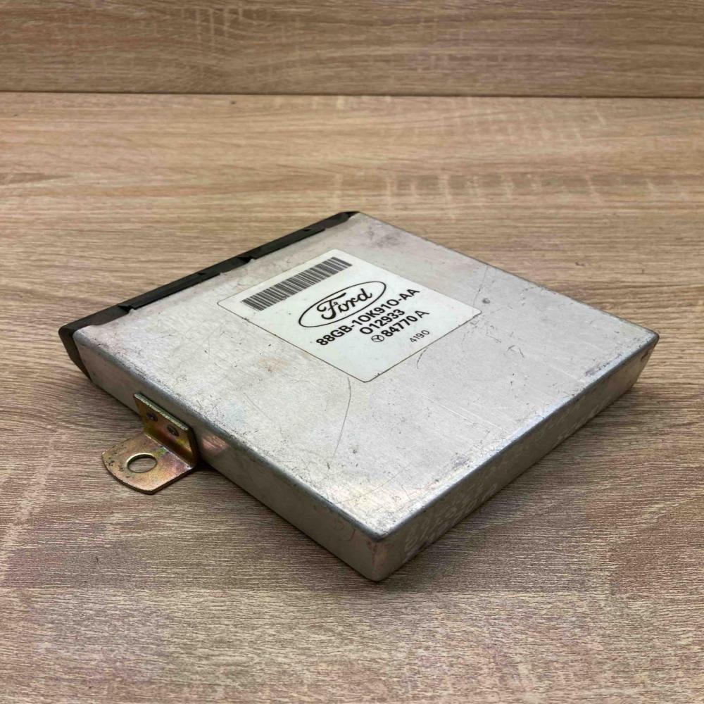 88GB 10k910 AA 012933 84770A Comfort/convenience module Ford Scorpio