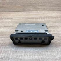 443 820 043A 16024679  Climate control unit Audi 80 90 B3