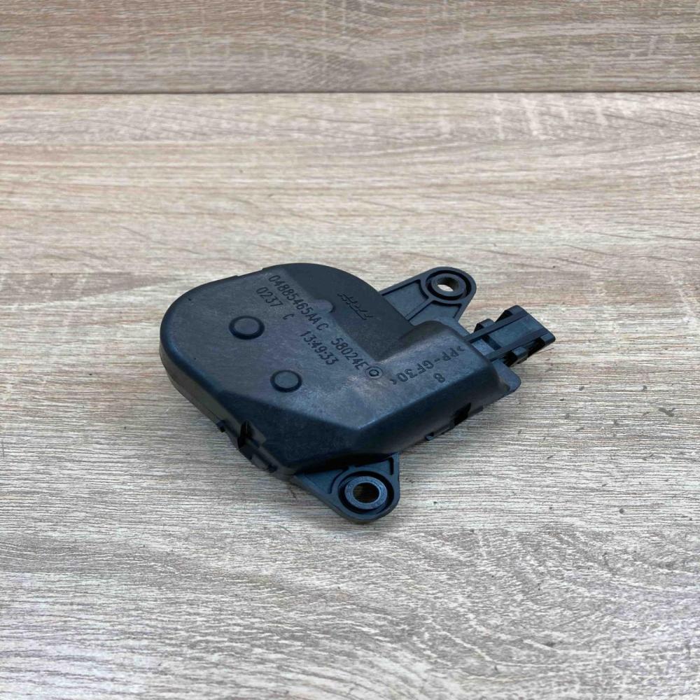04885465AAC 58024E 0237 Air flap motor/actuator Chrysler Pacifica