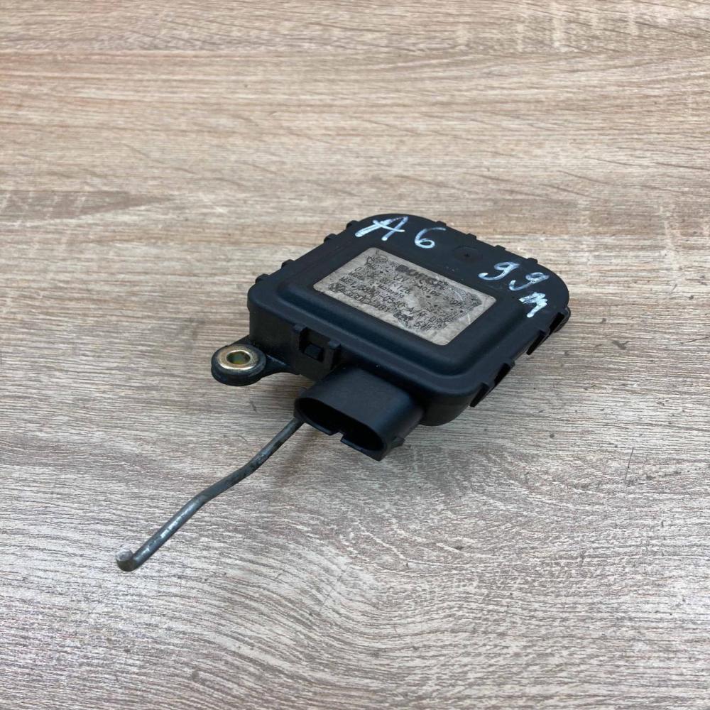 0132801126 4B1820511  Air flap motor/actuator Audi A6 S6 C5 4B