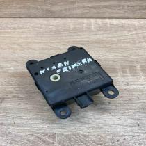 3T050 30820 40708  Air flap motor/actuator Nissan Primera