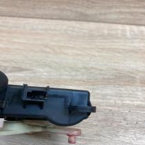 3T050 30820 40708  Air flap motor/actuator Nissan Primera