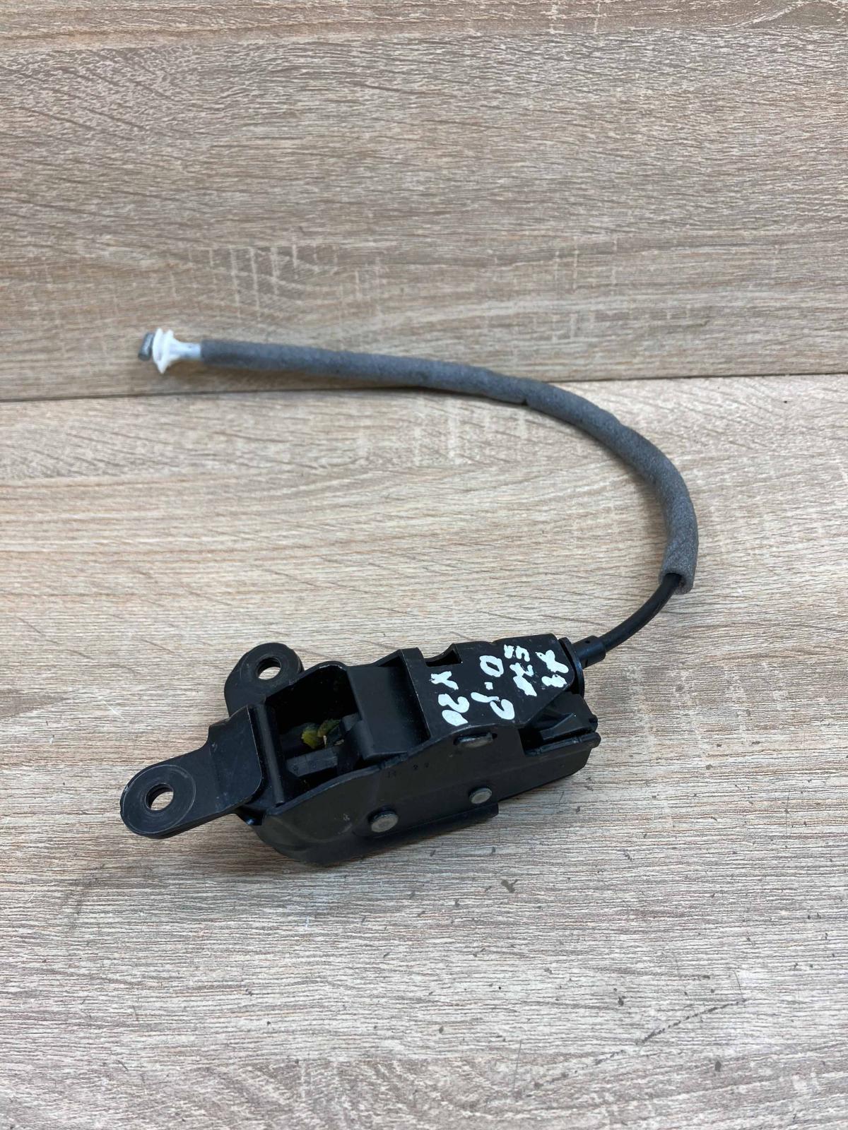 988586 163672 RH Tailgate/trunk/boot lock/catch/latch BMW X5 E70