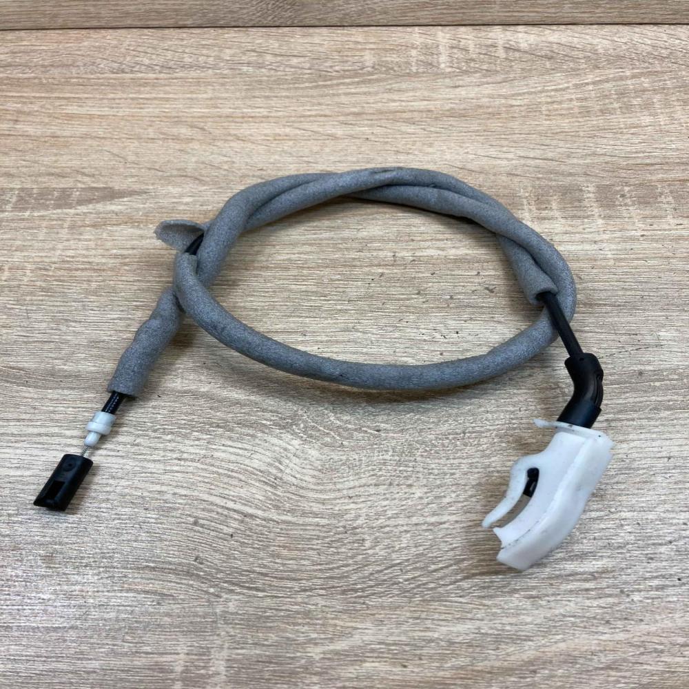 7137079   Front door cable line BMW X5 E70