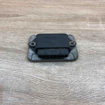 191905351B   Ignition amplifier control unit Audi 80 90 B3