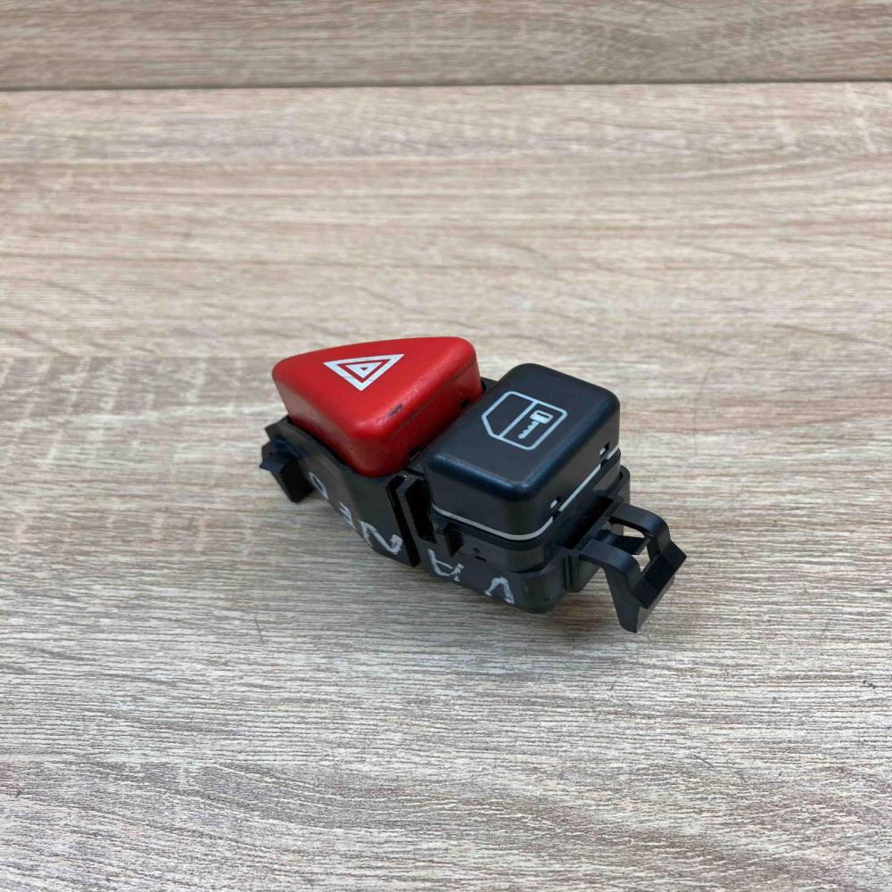 A1688201210 3301 9001  Hazard light switch Mercedes-Benz A W168