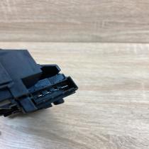 2108200151 679305 Q0526124 27 Hazard light switch Mercedes-Benz E W210