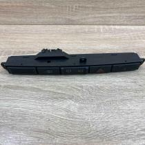 04685925AA 130711034 746 77464 Hazard light switch Chrysler Voyager