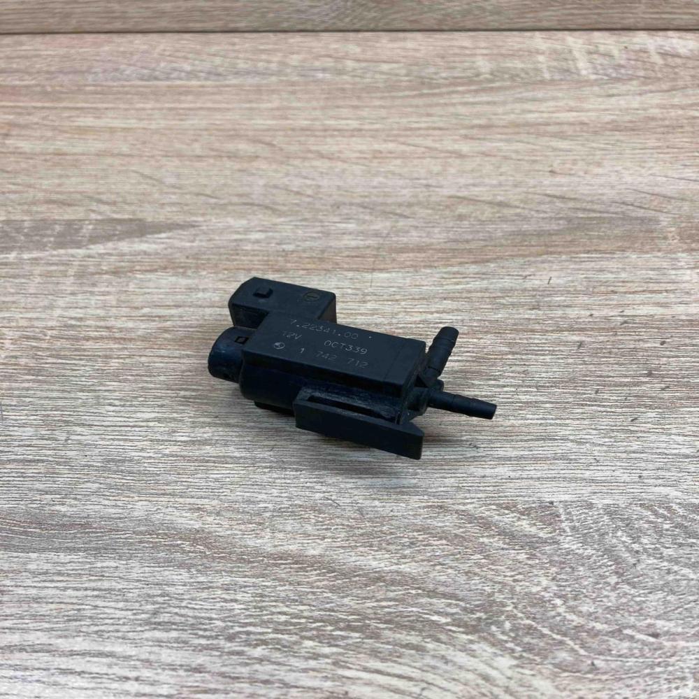 1742712 72234100  Turbo solenoid valve BMW 3 E46
