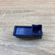 8363694 03052310  Traction control (ASR) switch BMW 7 E38