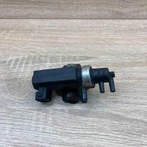 2246175 72190323  Turbo solenoid valve BMW 5 E39