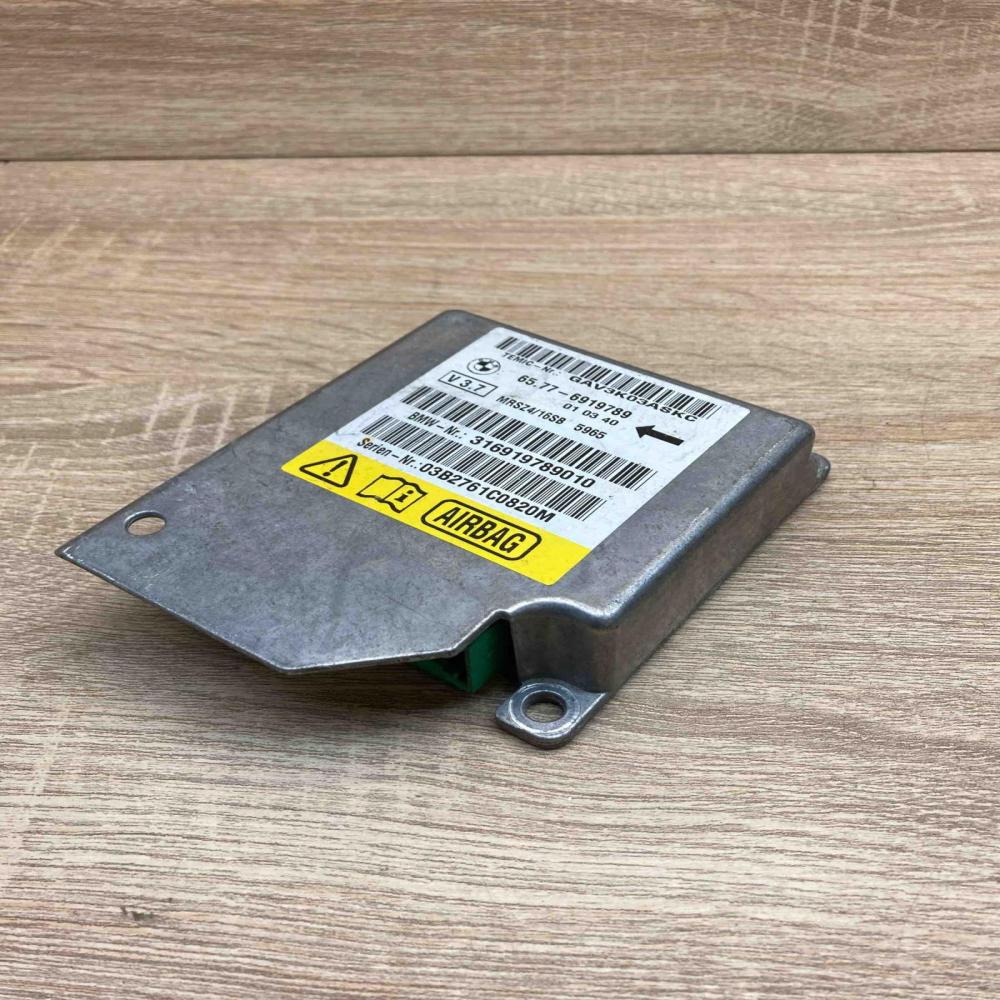 6919789 010340  Airbag control unit/module BMW 5 E39